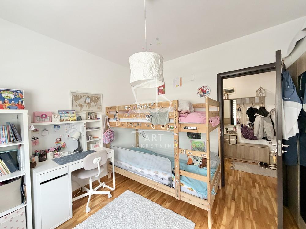 Stan na prodaju u Beogradu, Voždovac, jednoiposoban, 44m2, cena 135000 evra