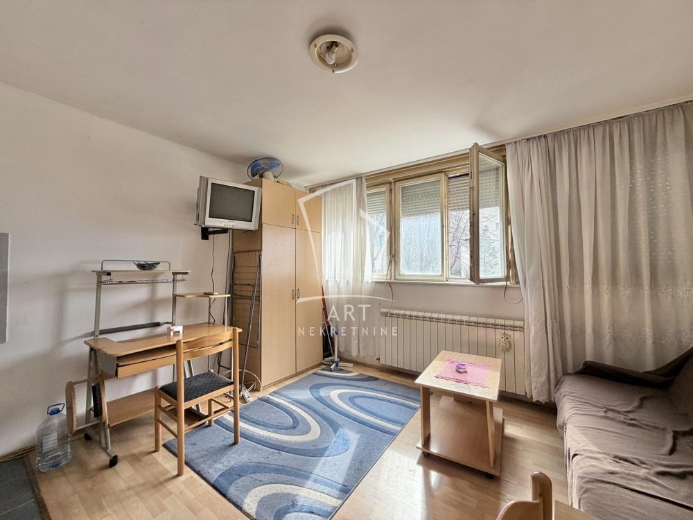 Stan na prodaju u Beogradu, Banovo brdo, 23m2, cena 81000 evra