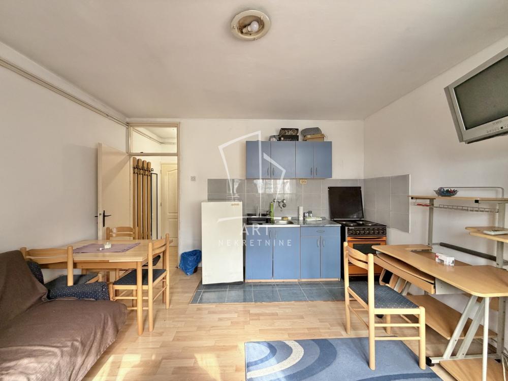 Stan na prodaju u Beogradu, Banovo brdo, 23m2, cena 81000 evra