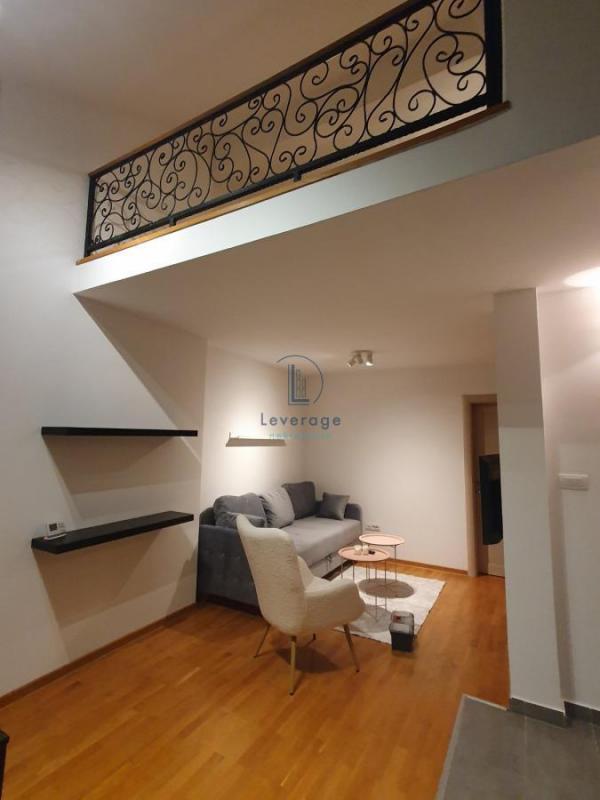 Stan na prodaju u Beogradu, Beograd (centar), dvoiposoban, 50m2, cena 330000 evra