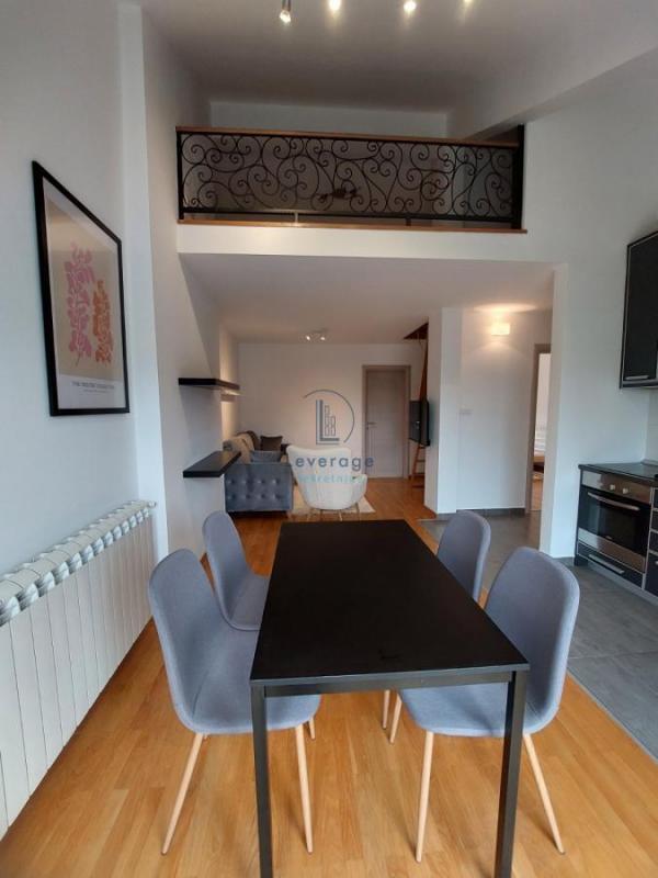 Stan na prodaju u Beogradu, Beograd (centar), dvoiposoban, 50m2, cena 330000 evra