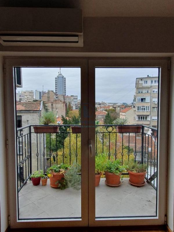 Stan na prodaju u Beogradu, Botanička bašta, dvoiposoban, 55m2, cena 313000 evra