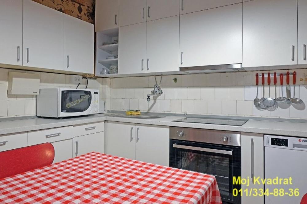 Stan na prodaju u Beogradu, Beograd (centar), cetvorosoban, 121m2, cena 495000 evra