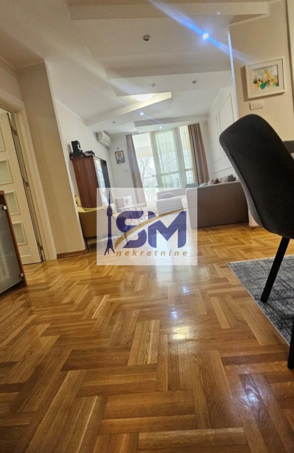 Stan na prodaju u Beogradu, Cerak, cetvorosoban, 96m2, cena 249700 evra