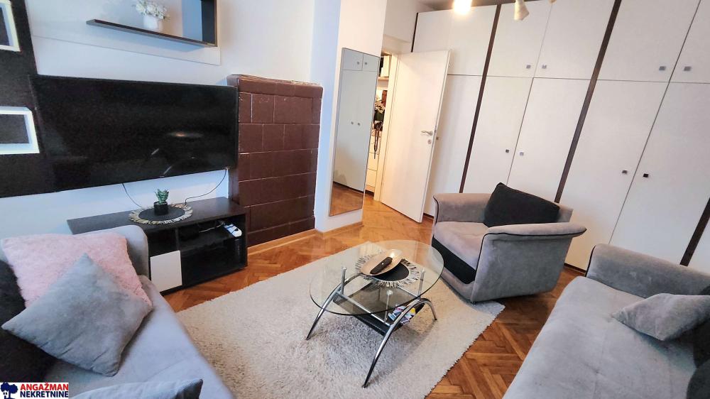 Stan na prodaju u Beogradu, Braće Jerković, jednosoban, 37m2, cena 124950 evra