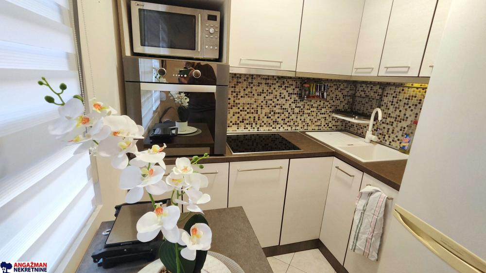 Stan na prodaju u Beogradu, Braće Jerković, jednosoban, 37m2, cena 124950 evra