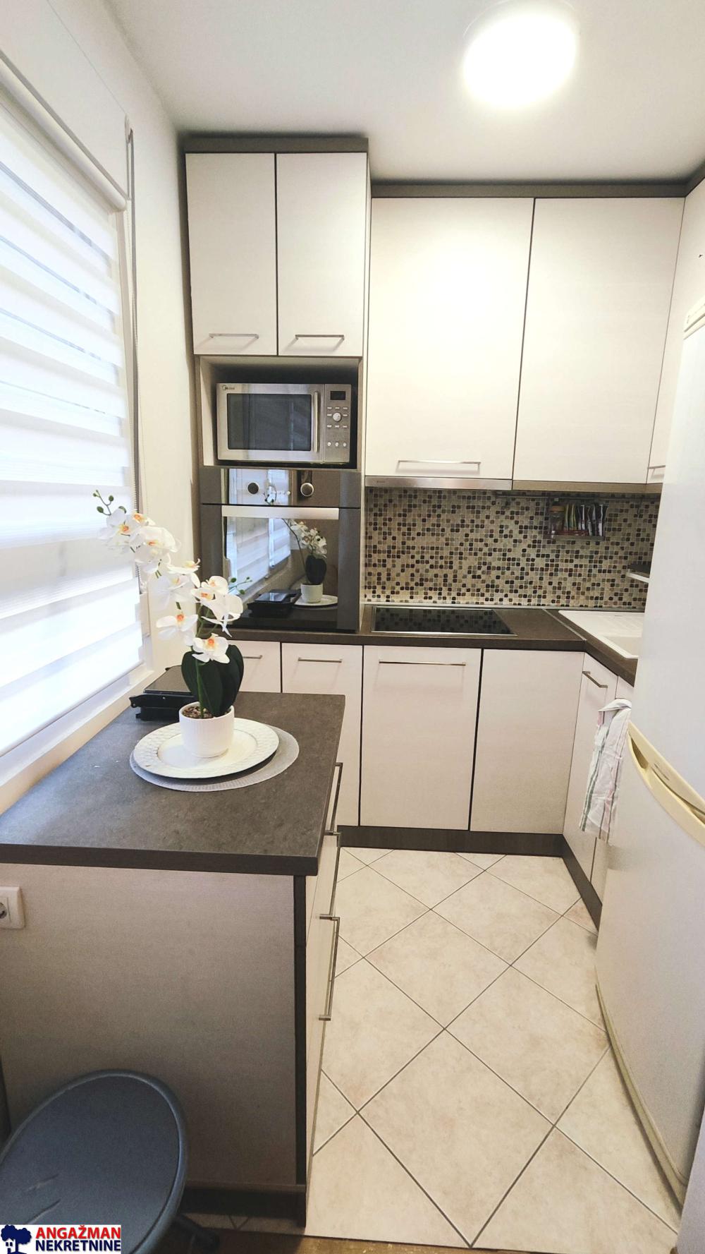 Stan na prodaju u Beogradu, Braće Jerković, jednosoban, 37m2, cena 124950 evra