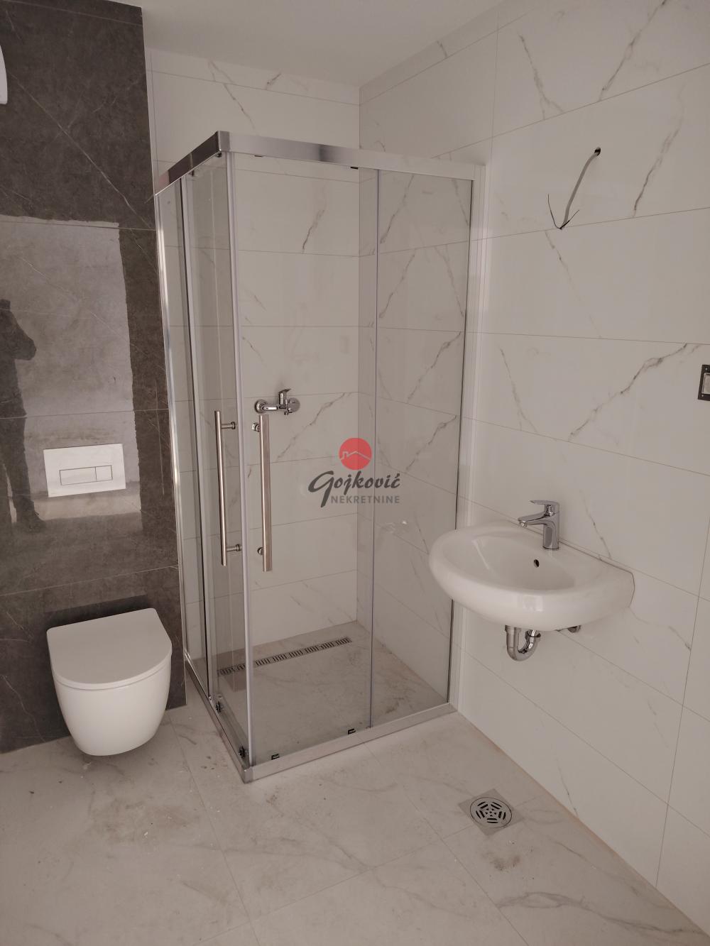 Stan na prodaju u Beogradu, Mirijevo, dvoiposoban, 54m2, cena 124095 evra