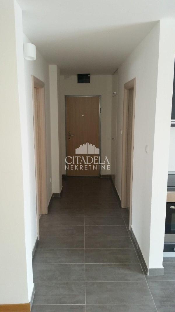 Stan na prodaju u Beogradu, Stari grad, trosoban, 55m2, cena 330000 evra