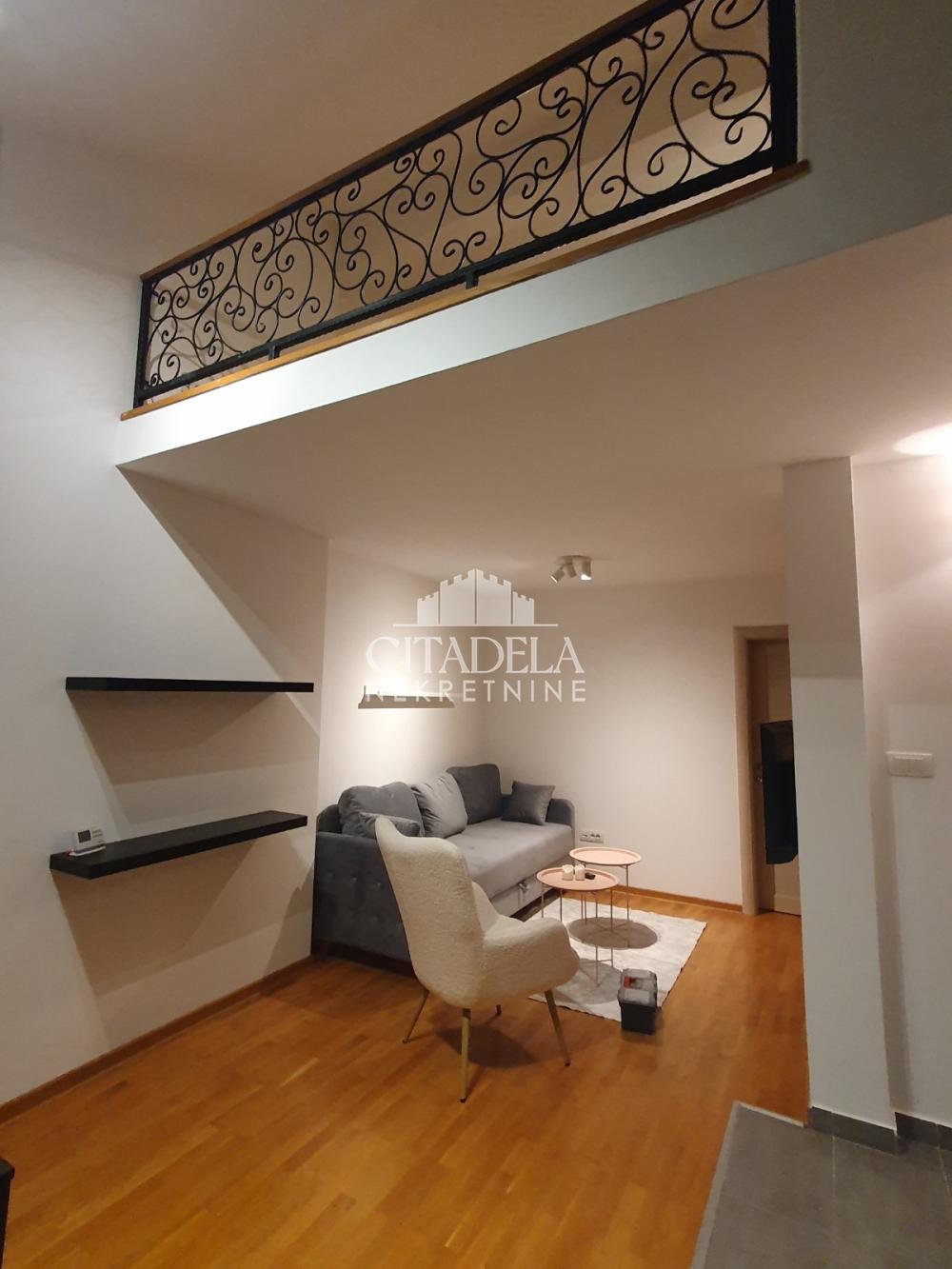 Stan na prodaju u Beogradu, Stari grad, trosoban, 55m2, cena 330000 evra