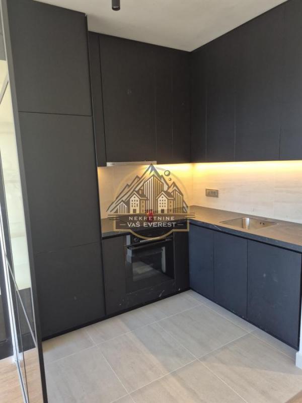 Stan na prodaju u Beogradu, Novi Beograd blok 60, jednosoban, 33m2, cena 170000 evra