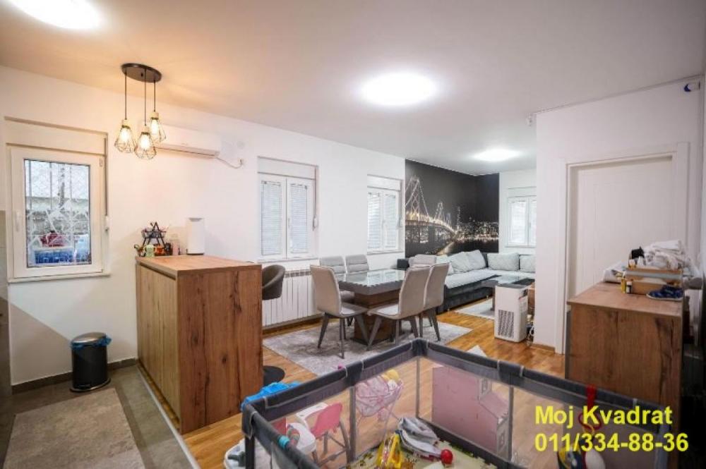 Stan na prodaju u Beogradu, Žarkovo, dvosoban, 48m2, cena 150000 evra