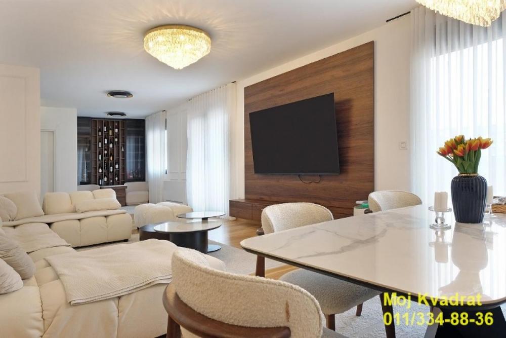 Stan na prodaju u Beogradu, Čubura, 152m2, cena 960000 evra