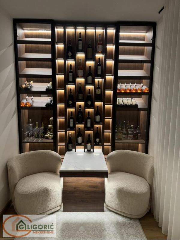 Stan na prodaju u Beogradu, Čubura, 152m2, cena 960000 evra