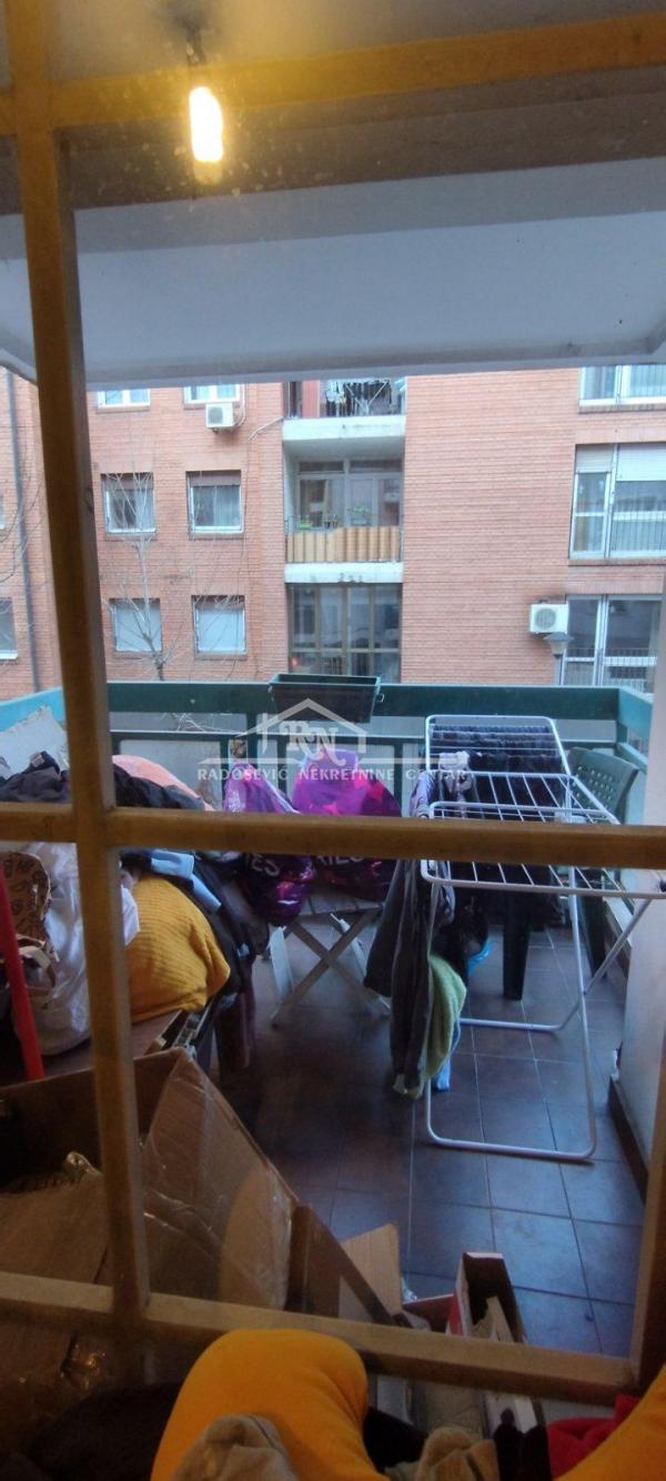 Stan na prodaju u Beogradu, Vukov spomenik, jednosoban, 47m2, cena 184000 evra