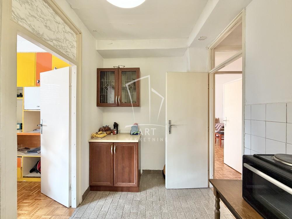 Stan na prodaju u Beogradu, Novi Beograd blok 45 (TC Enjub), jednoiposoban, 46m2, cena 166000 evra