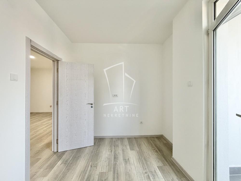 Stan na prodaju u Beogradu, Voždovac, jednoiposoban, 42m2, cena 126000 evra