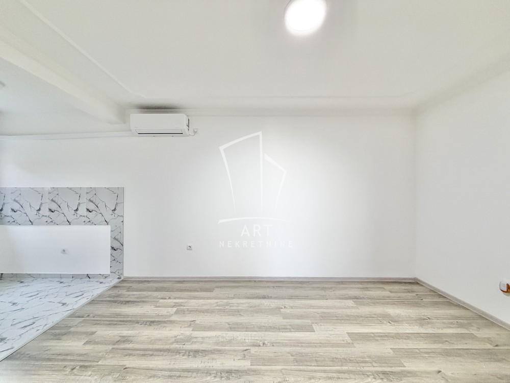 Stan na prodaju u Beogradu, Voždovac, jednoiposoban, 42m2, cena 126000 evra