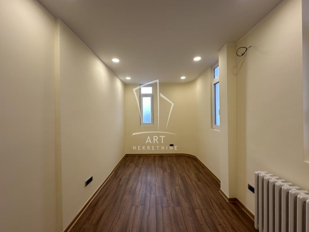 Stan na prodaju u Beogradu, Banjica, jednosoban, 26m2, cena 75000 evra