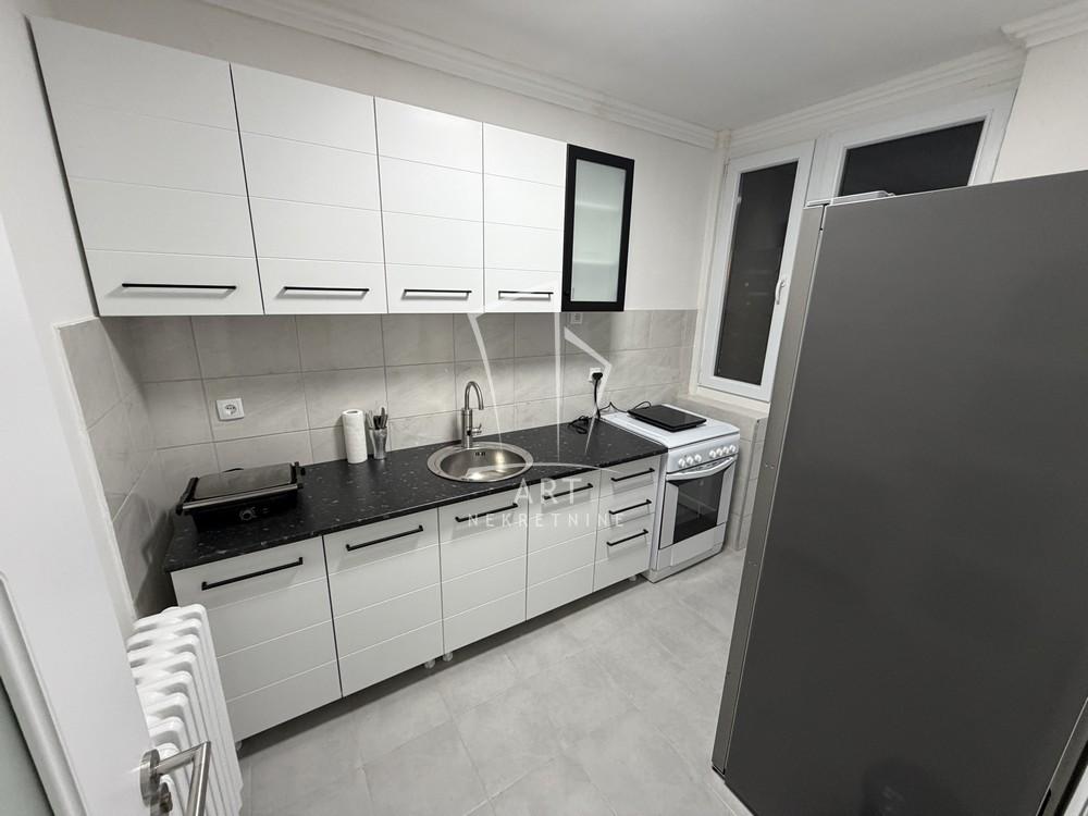 Stan na prodaju u Beogradu, Mirijevo, dvosoban, 61m2, cena 160000 evra