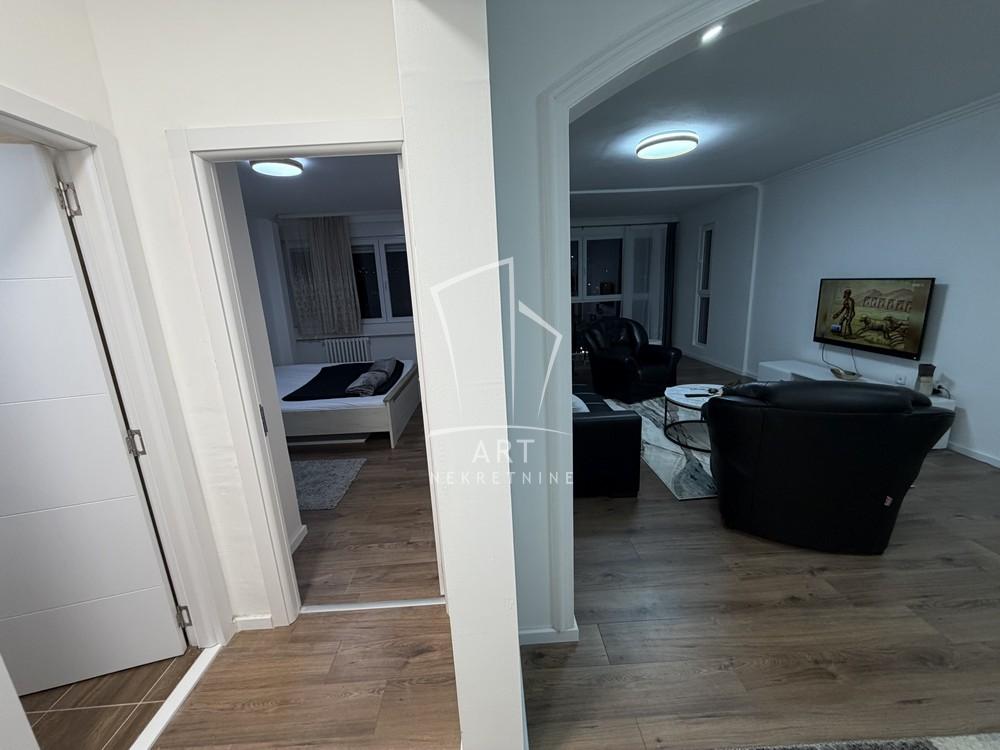 Stan na prodaju u Beogradu, Mirijevo, dvosoban, 61m2, cena 160000 evra