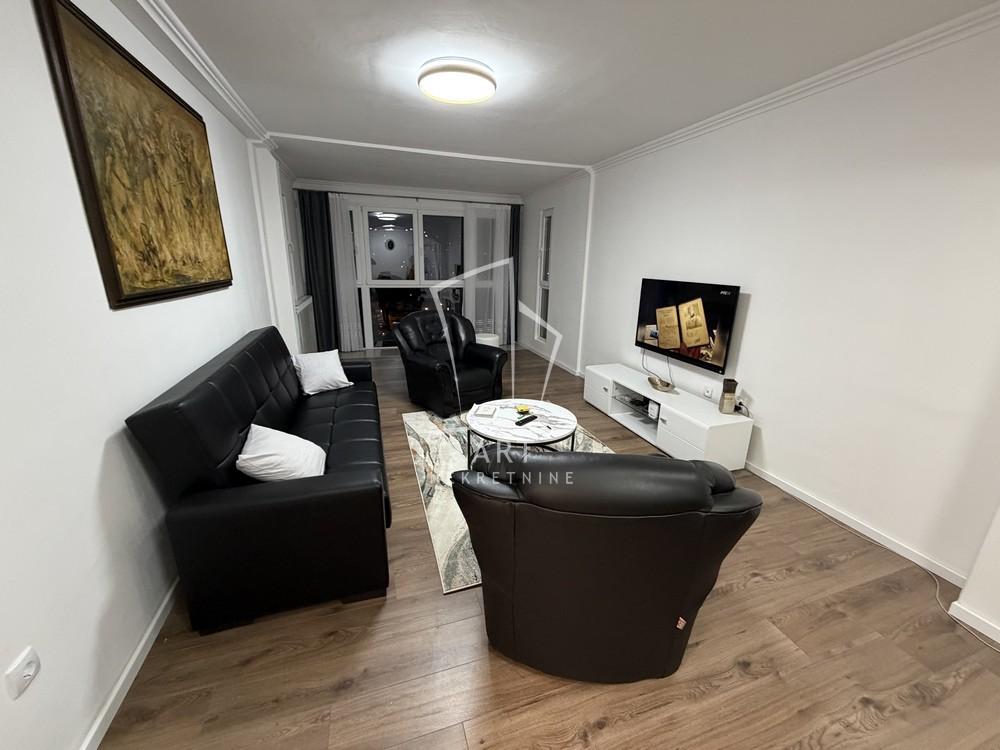 Stan na prodaju u Beogradu, Mirijevo, dvosoban, 61m2, cena 160000 evra