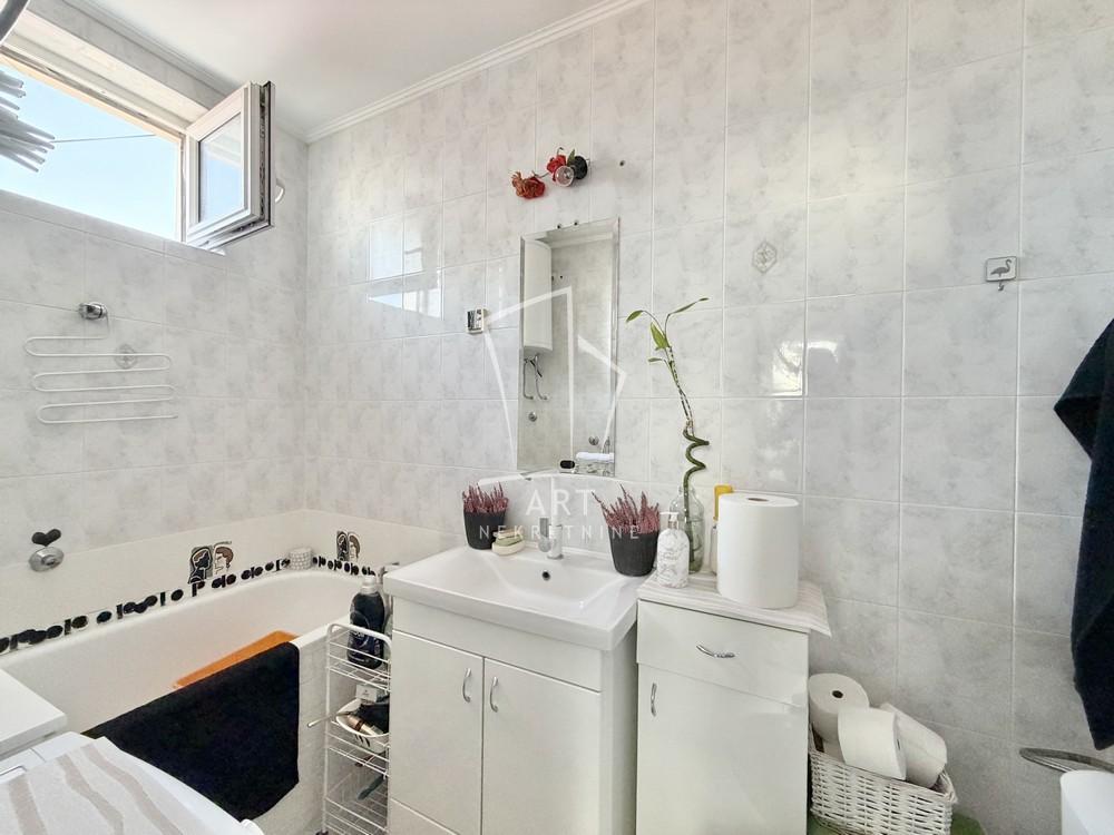 Stan na prodaju u Beogradu, Mirijevo, dvosoban, 50m2, cena 133000 evra