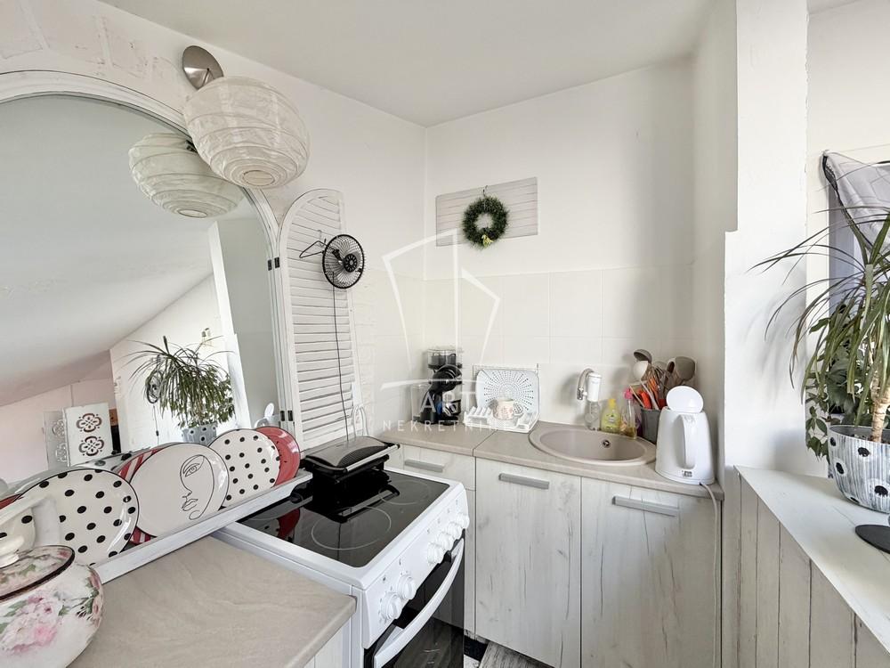 Stan na prodaju u Beogradu, Mirijevo, dvosoban, 50m2, cena 133000 evra