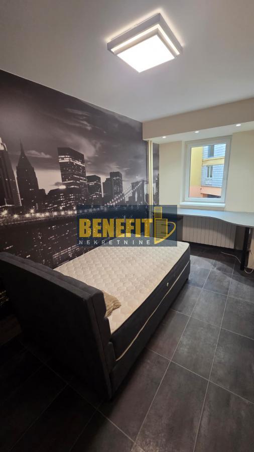 Stan na prodaju u Beogradu, Novi Beograd blok 22, dvosoban, 41m2, cena 205000 evra