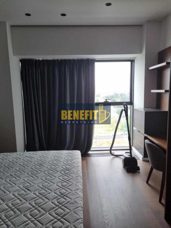 Stan na prodaju u Beogradu, Novi Beograd blok 65, dvosoban, 61m2, cena 375000 evra