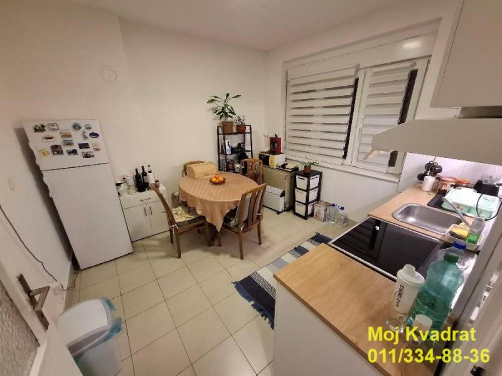 Stan na prodaju u Beogradu, Gornji grad, dvosoban, 59m2, cena 160000 evra