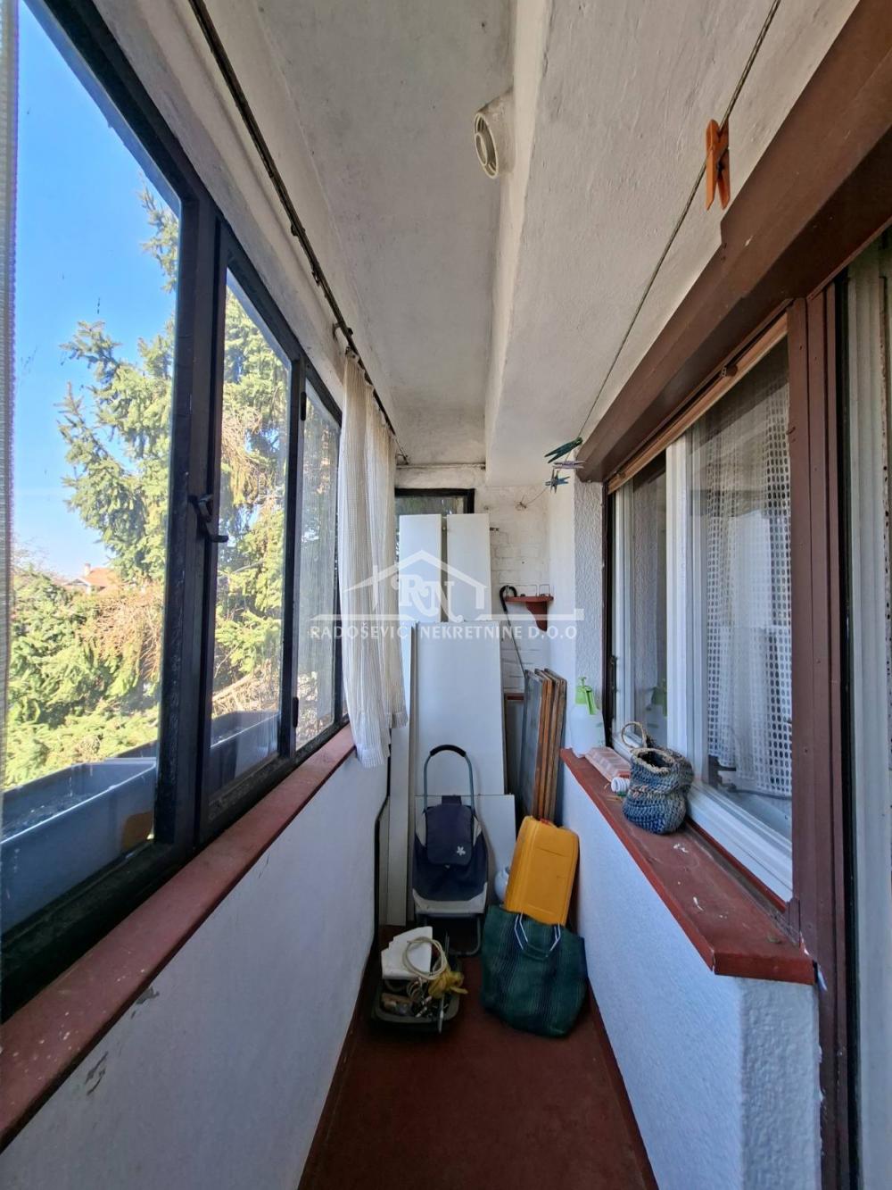 Stan na prodaju u Beogradu, Nova Galenika, dvosoban, 57m2, cena 142000 evra