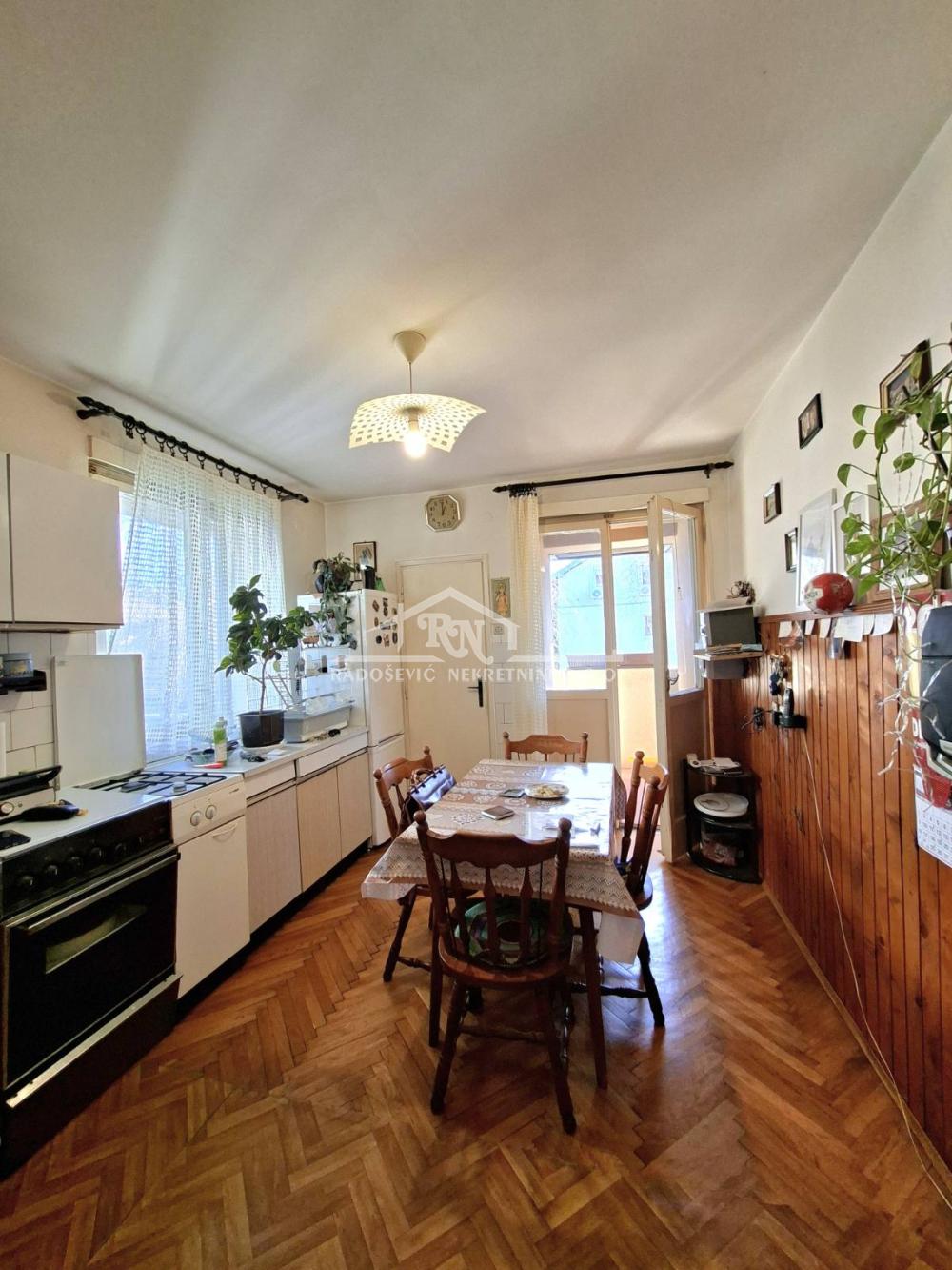 Stan na prodaju u Beogradu, Nova Galenika, dvosoban, 57m2, cena 142000 evra