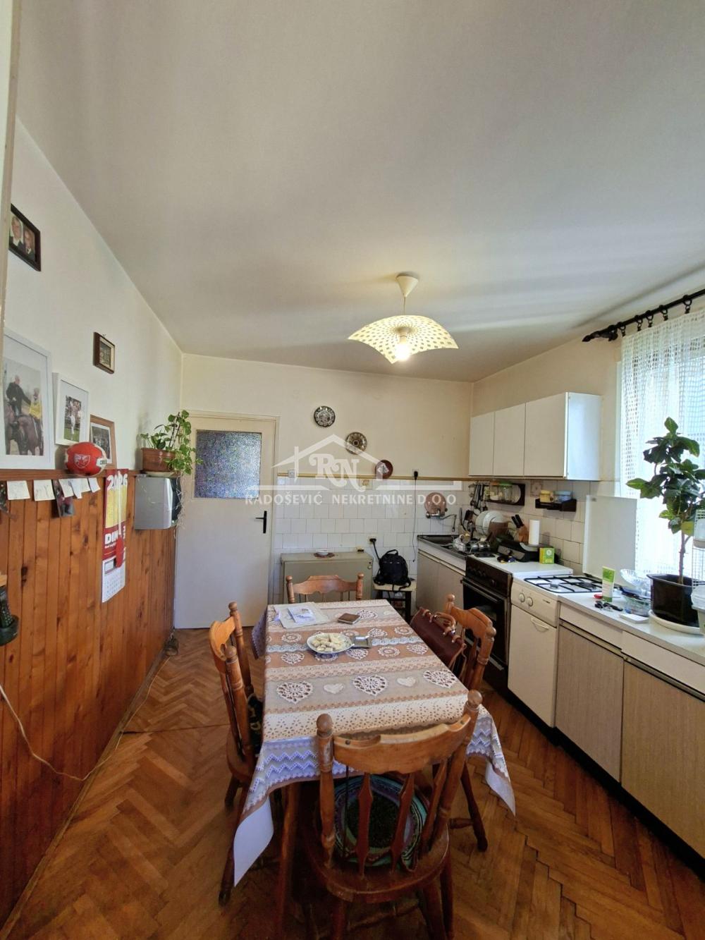 Stan na prodaju u Beogradu, Nova Galenika, dvosoban, 57m2, cena 142000 evra