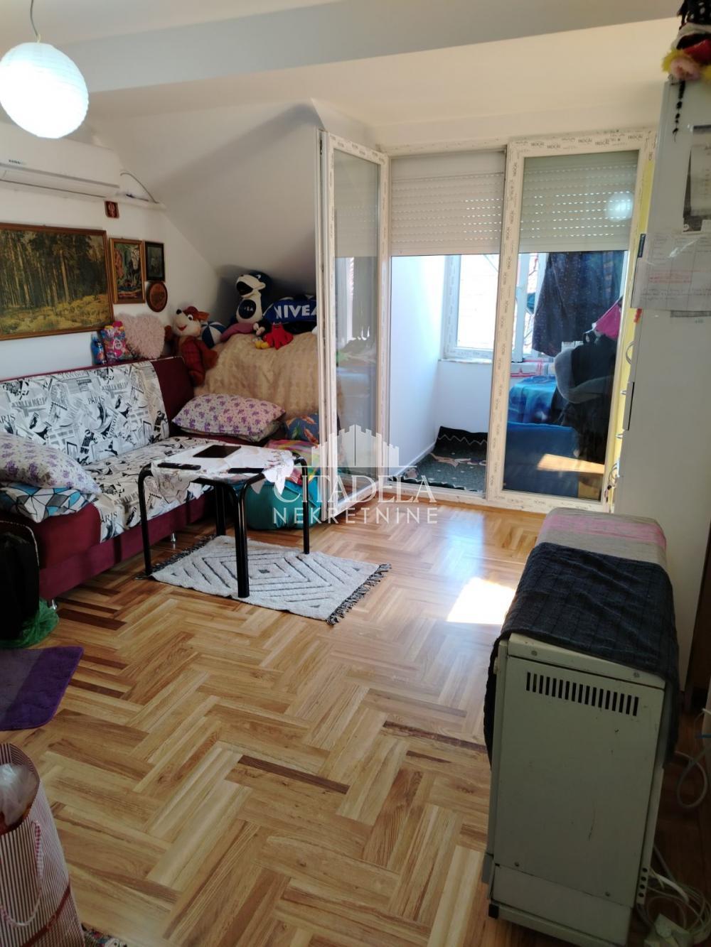 Stan na prodaju u Beogradu, Čukarica, jednoiposoban, 29m2, cena 110000 evra