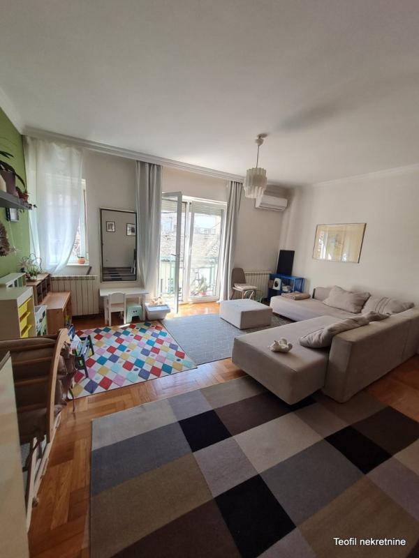 Stan na prodaju u Beogradu, Kalenić pijaca, dvosoban, 55m2, cena 228000 evra