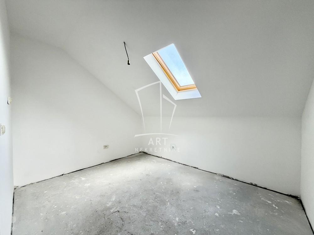 Stan na prodaju u Beogradu, Mirijevo, jednoiposoban, 35m2, cena 87425 evra