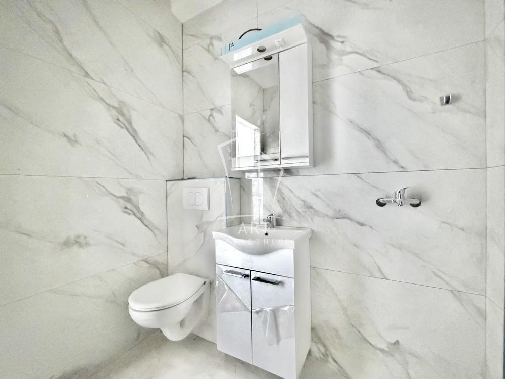 Stan na prodaju u Beogradu, Mirijevo, jednoiposoban, 35m2, cena 87425 evra