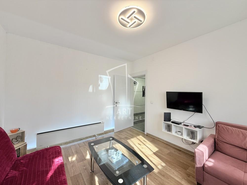 Stan na prodaju u Beogradu, Palilula, dvosoban, 49m2, cena 121000 evra