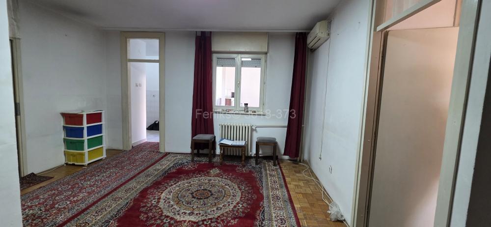 Stan na prodaju u Beogradu, Braće Jerković, dvoiposoban, 70m2, cena 198000 evra