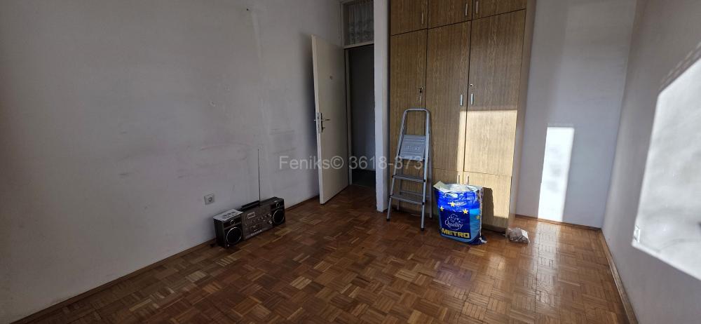 Stan na prodaju u Beogradu, Braće Jerković, dvoiposoban, 70m2, cena 198000 evra