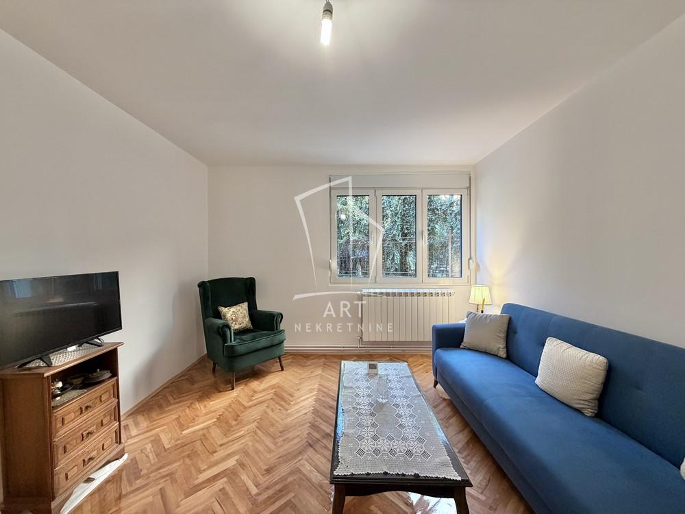 Stan na prodaju u Beogradu, Voždovac, dvosoban, 50m2, cena 199000 evra