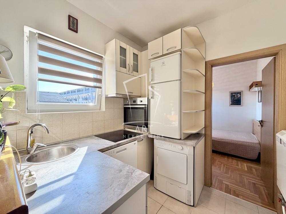 Stan na prodaju u Beogradu, Zvezdara, jednoiposoban, 26m2, cena 105000 evra