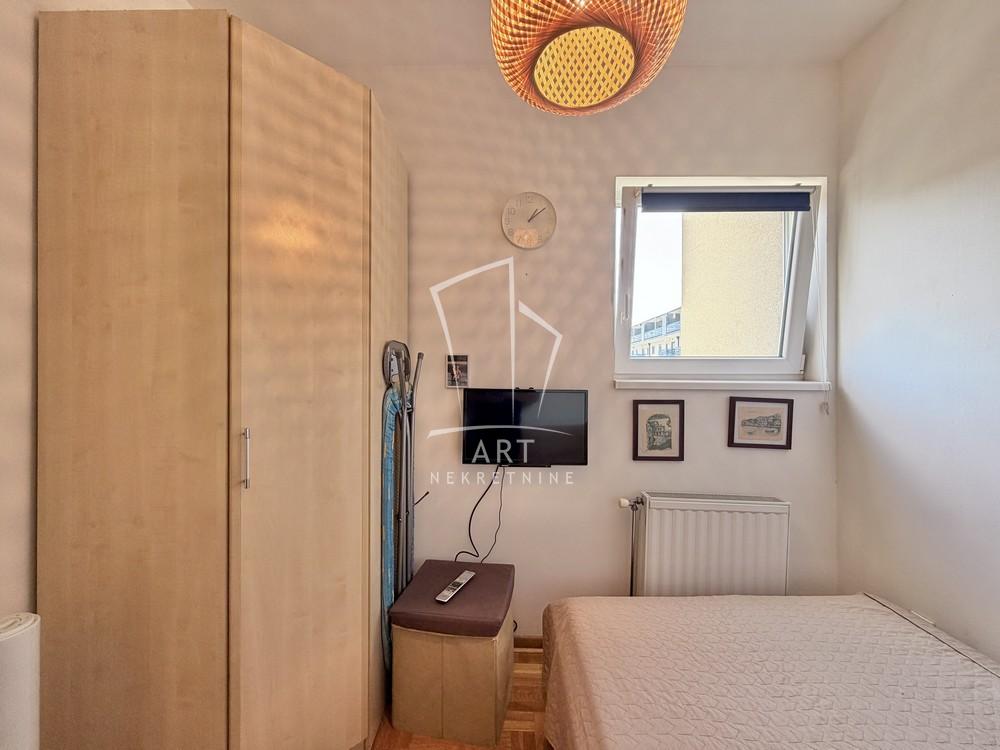 Stan na prodaju u Beogradu, Zvezdara, jednoiposoban, 26m2, cena 105000 evra