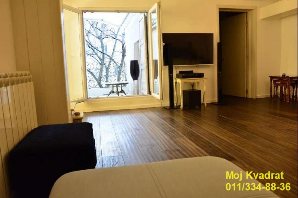 Stan na prodaju u Beogradu, Kalenić pijaca, trosoban, 86m2, cena 340000 evra