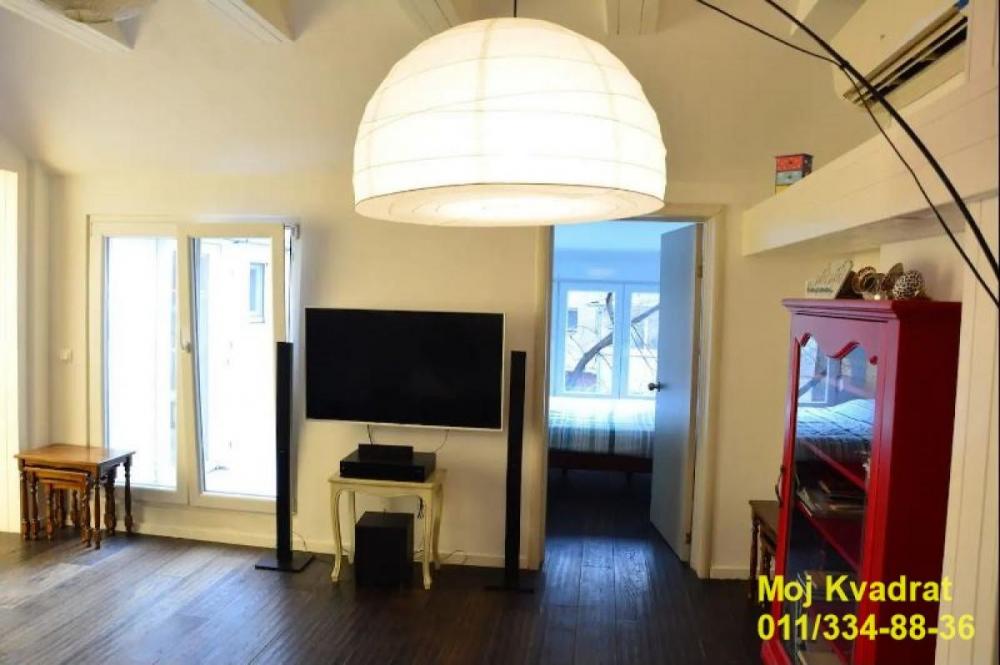 Stan na prodaju u Beogradu, Kalenić pijaca, trosoban, 86m2, cena 340000 evra