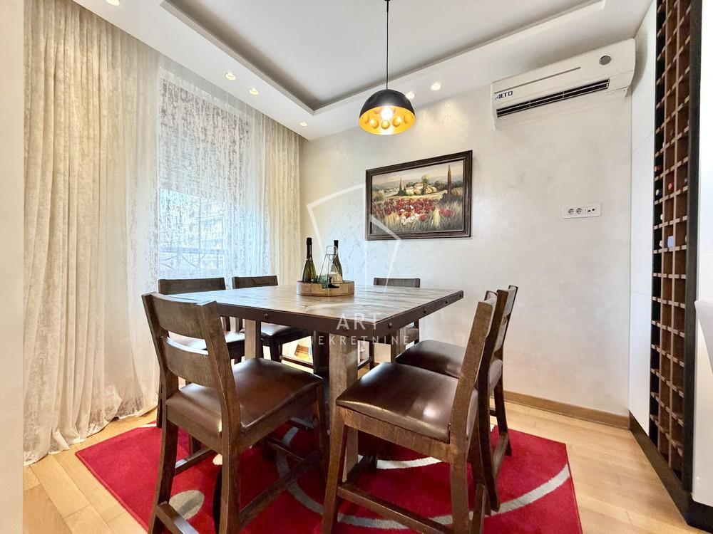 Stan na prodaju u Beogradu, Crveni Krst, cetvorosoban, 88m2, cena 380000 evra