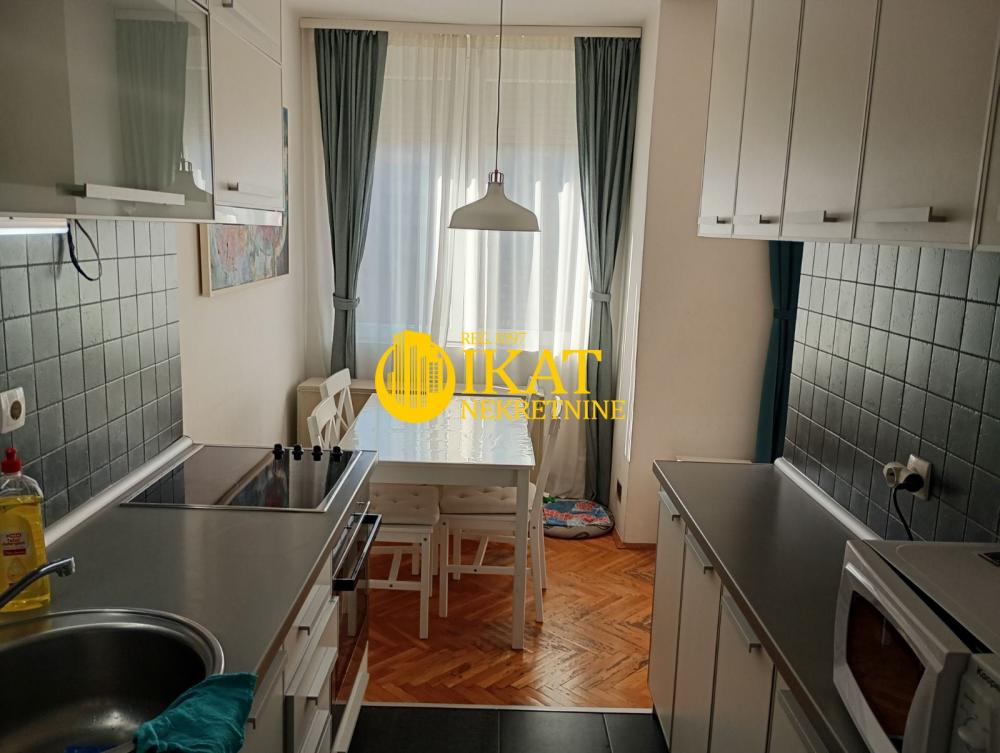 Stan na prodaju u Beogradu, Crveni Krst, trosoban, 69m2, cena 259000 evra