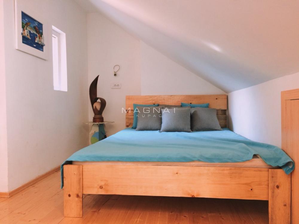 Stan na prodaju u Beogradu, Kalenić pijaca, jednoiposoban, 37m2, cena 137990 evra