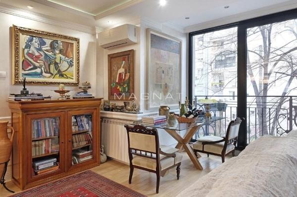 Stan na prodaju u Beogradu, Vračar (Hram), dvosoban, 70m2, cena 388000 evra